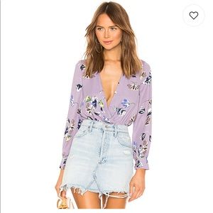 Revolve Superdown Aliza Bodysuit lavender floral-S